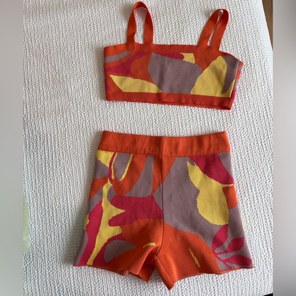 Matching Set - Picture 2 of 2